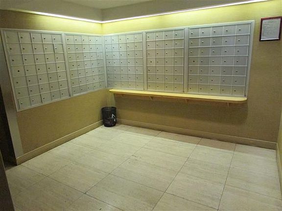 5th image of 11817 Union Tpke APT 8F