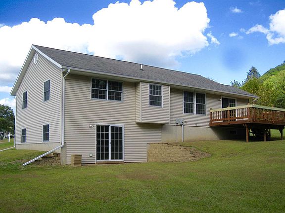 4th image of 160 Blue Bird Ln