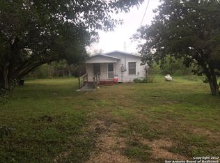 794 Taylor Ave, Seguin, TX 78155