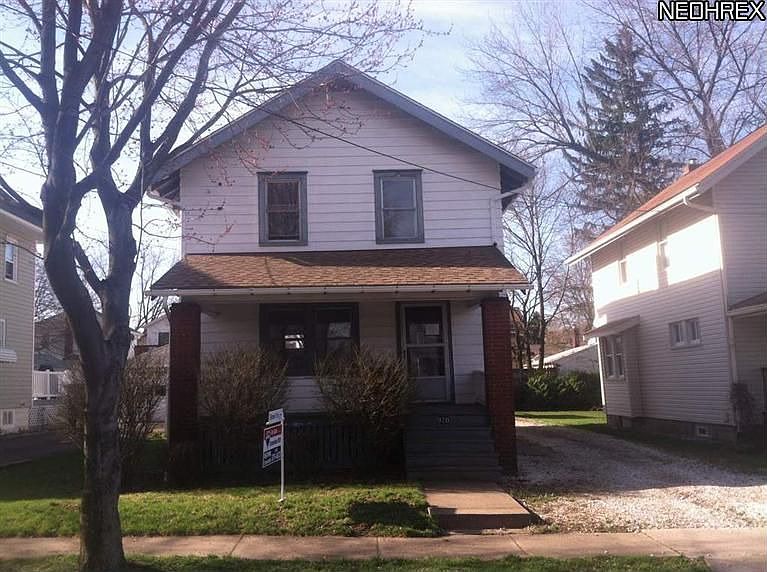 1st image of 920 Lakewood Blvd