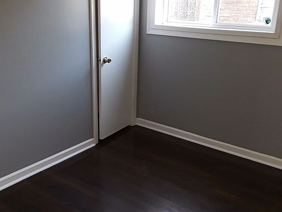 5th image of 12529 S Elizabeth St