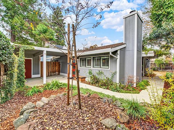 5th image of 725 Pamplona Avenue