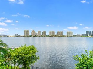 17878 N Bay Rd APT 401, Sunny Isles Beach, FL 33160