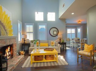 2375 Elden Ave APT C2, Costa Mesa, CA 92627