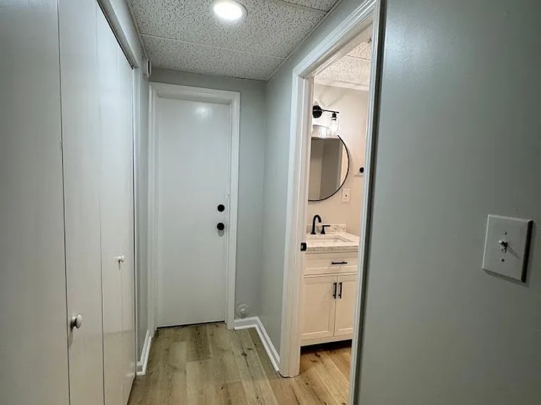 2205 Hathaway Dr — Photo 19