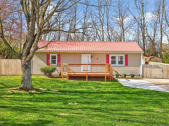 2nd image of 1604 Kennedy Bridge Rd