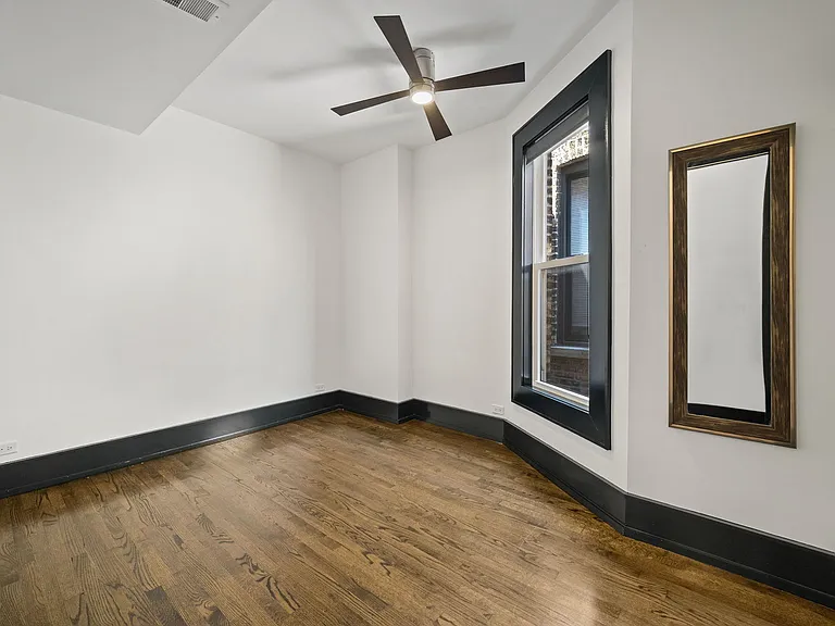 3513 N Sheffield Ave #3 — Photo 21
