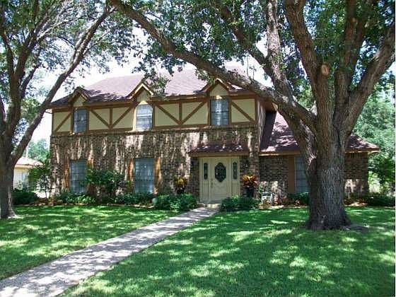 1st image of 307 Pasadena Dr