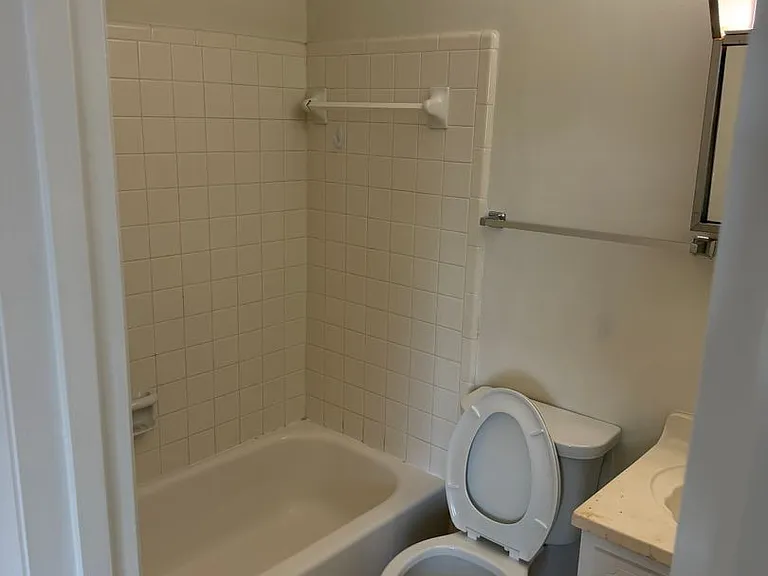 5735 Bramblegate Rd — Photo 10