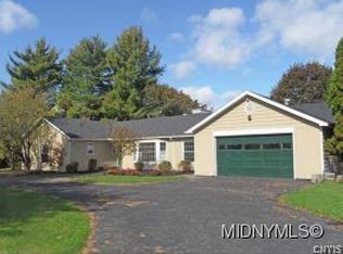 12 Sherman Cir, Utica, NY 13501