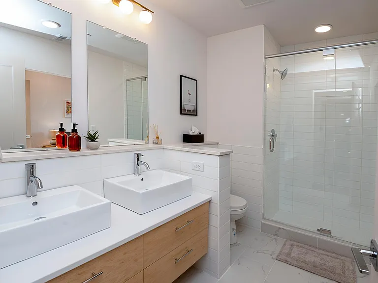 1508 Race St #3R — Photo 20