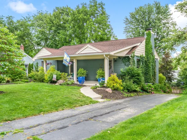 207 W Russell St, Saline, MI 48176