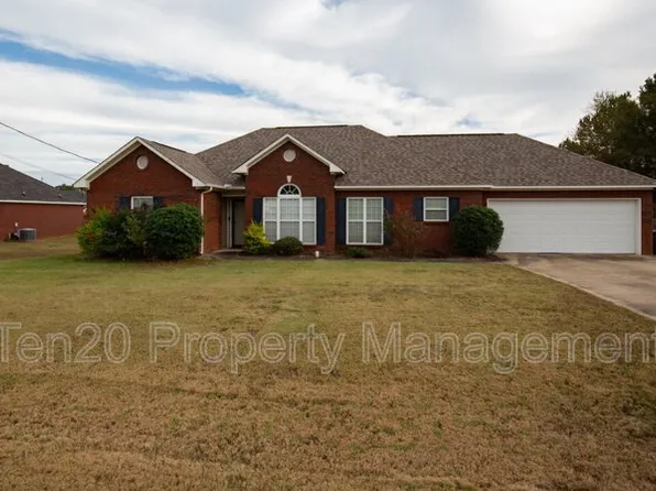 25 Kalin St, Phenix City, AL 36869