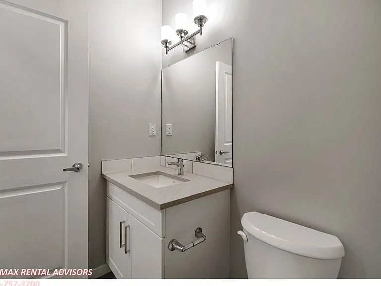 9495 229th St NW #BASEMENT — Photo 12