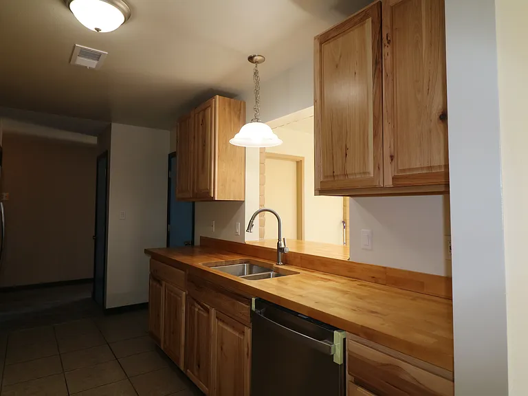 508 Las Marias Dr SE — Photo 16