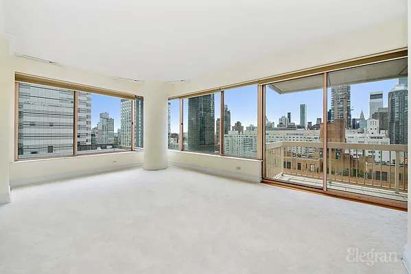 Sold by Elegran | media 5