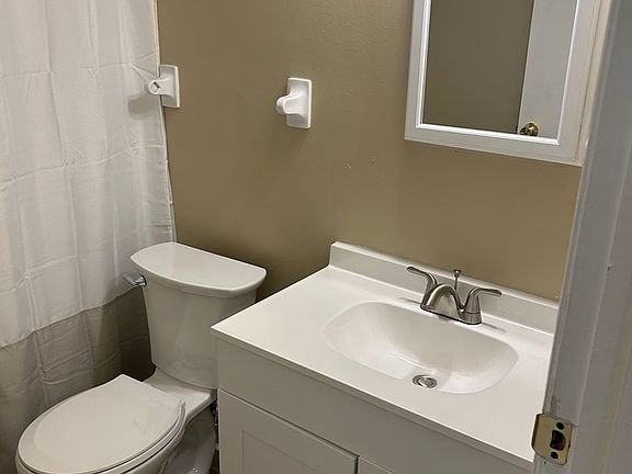 5th image of 7524 Holly Grove Ct