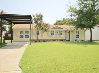 608 Livingston Dr, Hurst, TX 76053