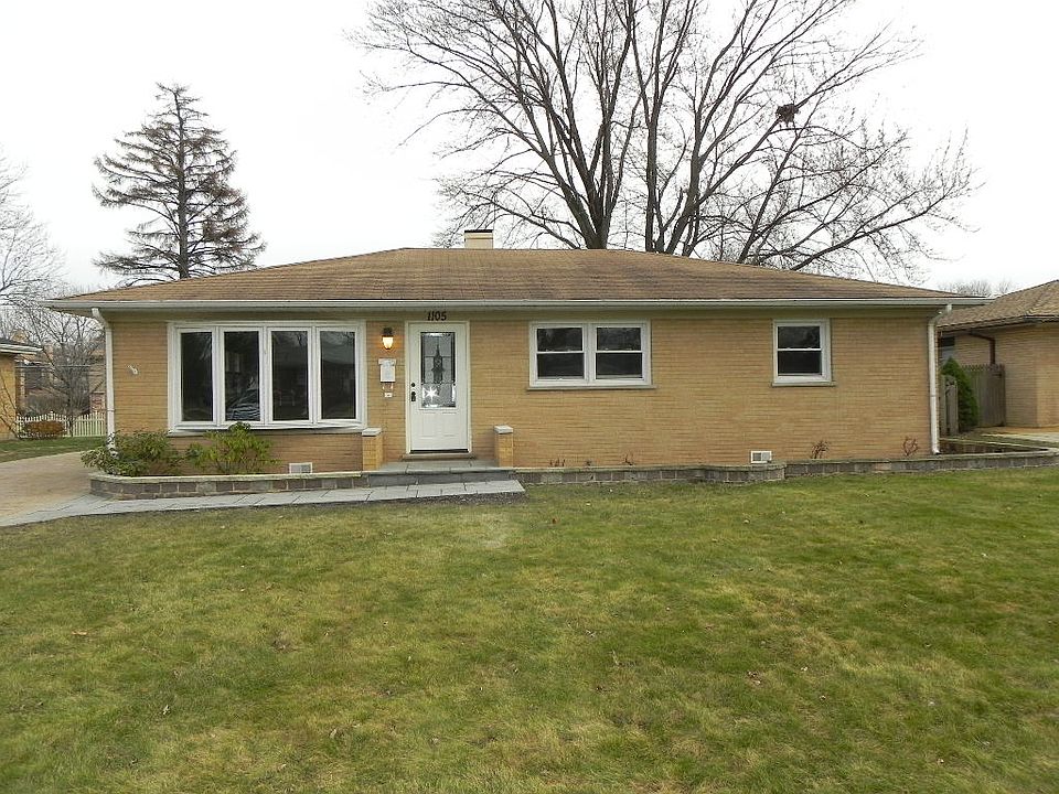 1st image of 1105 S Robert Dr