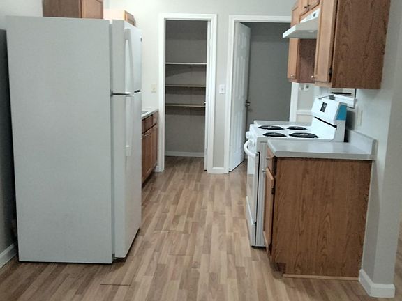 3rd image of 50 Sunset Ridge Ln