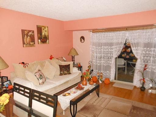 3rd image of 475 Plum Creek Dr APT 509