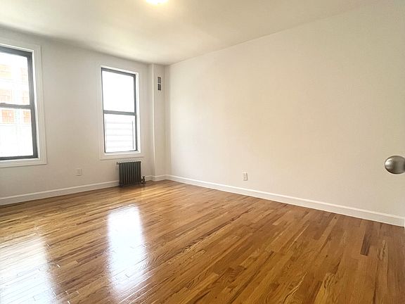 5th image of 130 Fort Washington Ave APT 5A