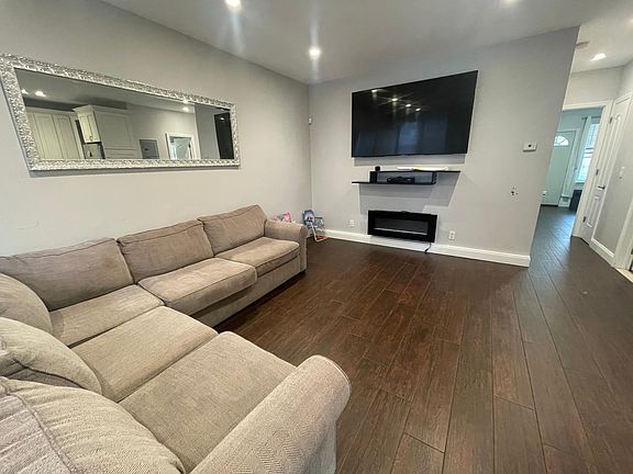 3rd image of 1523 81st St Floor 1
