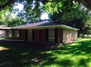 1230 Apple St, Vidalia, LA 71373
