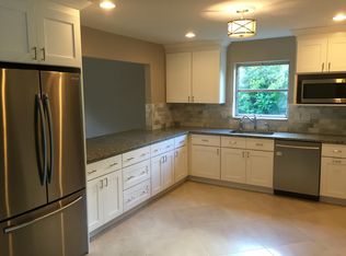 929 SW 28th Ave, Boynton Beach, FL 33435