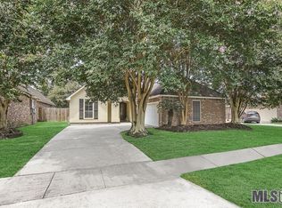 3948 Meadow Ridge Dr, Baton Rouge, LA 70817