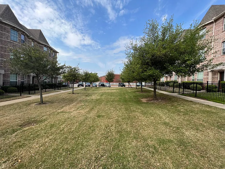 2500 Rockbrook Dr #42 — Photo 6