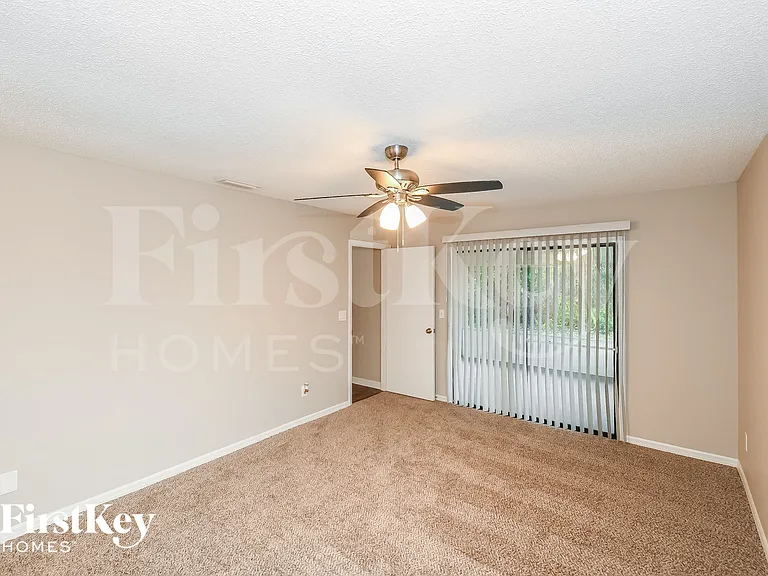 798 Gilda Dr — Photo 13