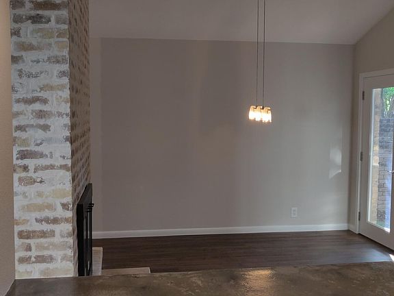 3rd image of 3215 Parkrise Ct