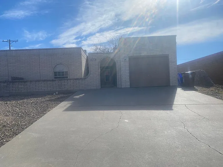 2908 Los Amigos Ct #A — Photo 1