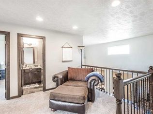 5930 S Bounty Pl, Sioux Falls, SD 57108