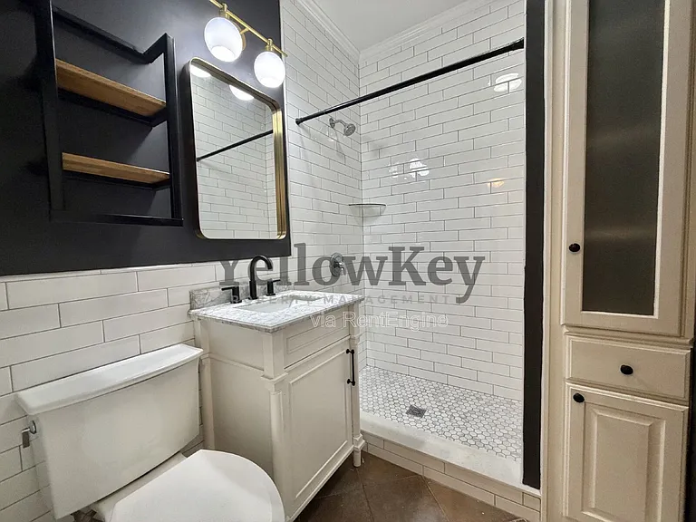 376 Hill Ave — Photo 11