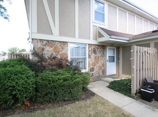 1119 Hampton Hbr #87, Schaumburg, IL 60193