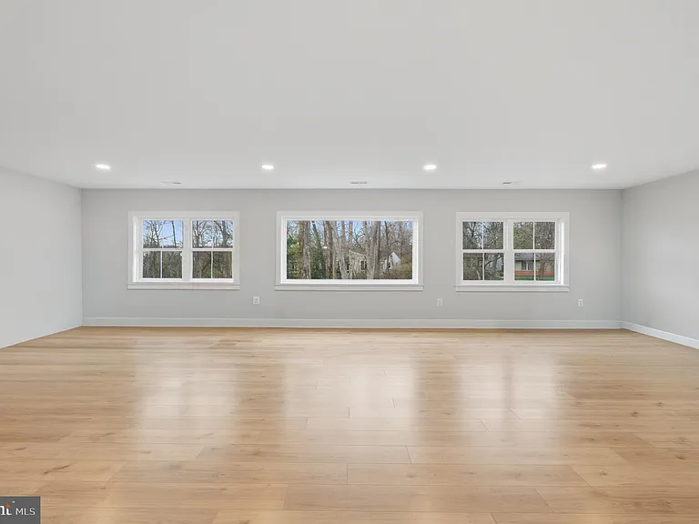 1304 Gahant Rd — Photo 50