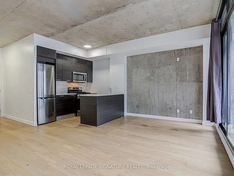 90 Broadview Ave #717 — Photo 9