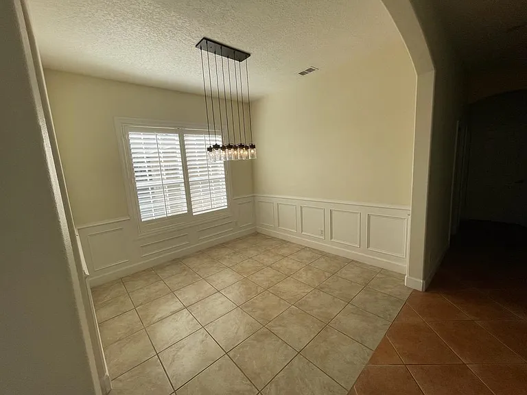 12340 Lake Valley Dr — Photo 9