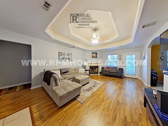 2nd image of 5733 Mansfield Dr