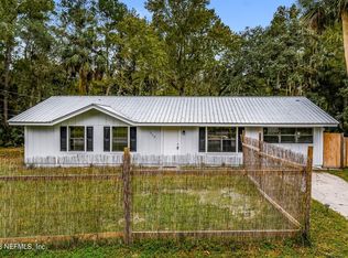 117 Browns Rd, San Mateo, FL 32187