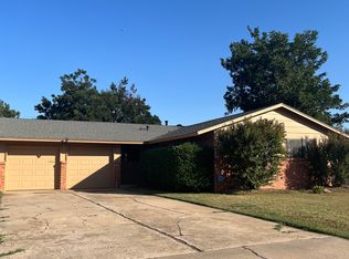 5605 NW 65th St, Warr Acres, OK 73132