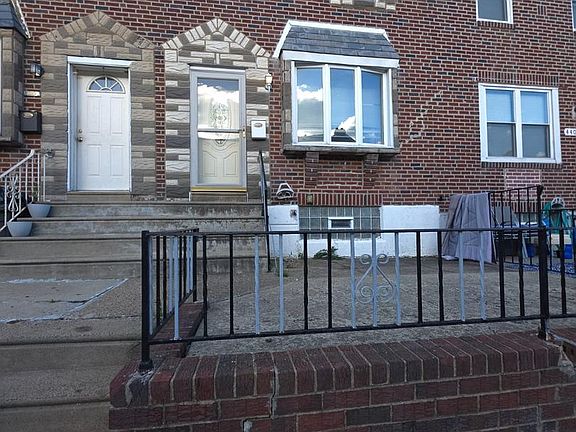 2nd image of 4405 Loring St