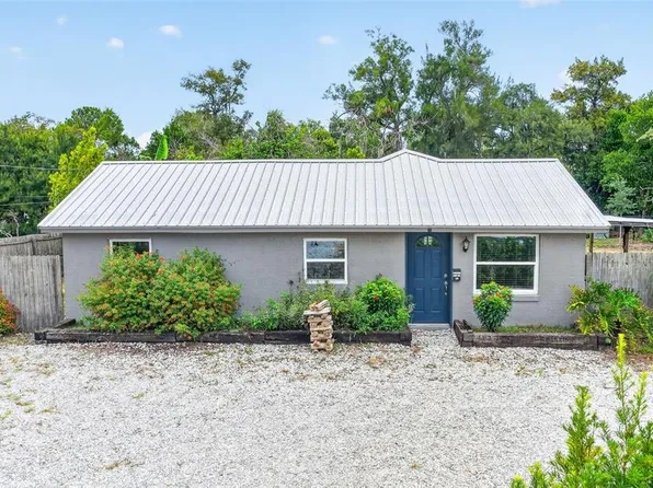 1111 DORA AVENUE, TAVARES, FL 32778
