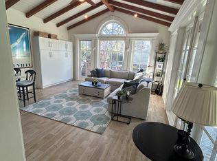 5226 Shoshone Ave, Encino, CA 91316