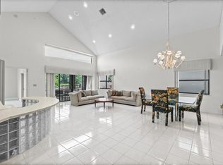 17362 Via Capri E, Boca Raton, FL 33496