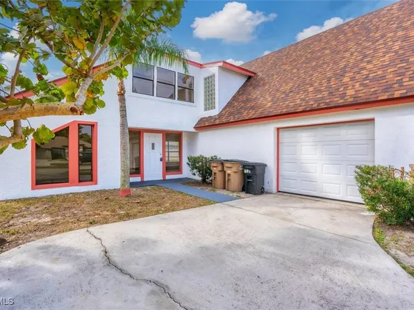 1930 Viscaya Pkwy, Cape Coral, FL 33990