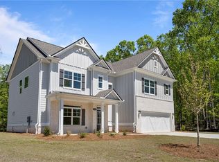 5517 Keswick Dr, Flowery Branch, GA 30542