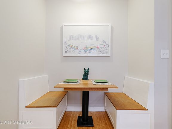 5th image of 1258 W Pratt Blvd APT 1